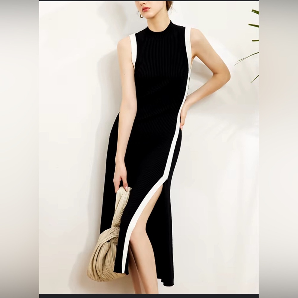 Maje split & contrasting midi ribbed dress. Maje size 2